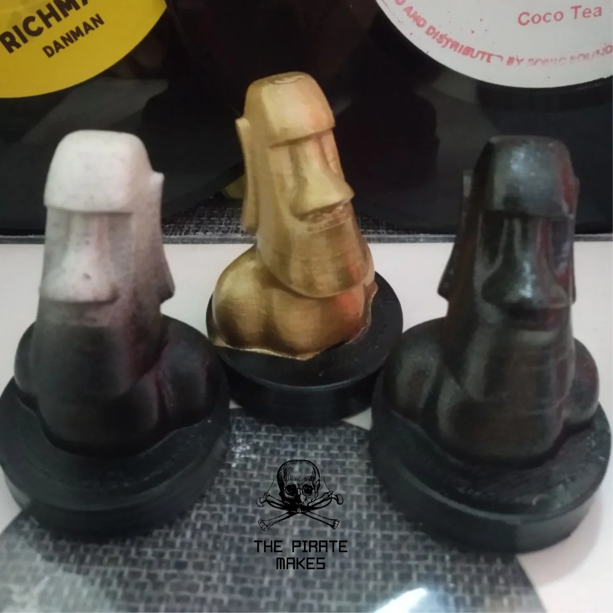MOAI Stampato in 3D prodotto di artigianato digitale in materbi - Adattatore in vinile a 45 giri